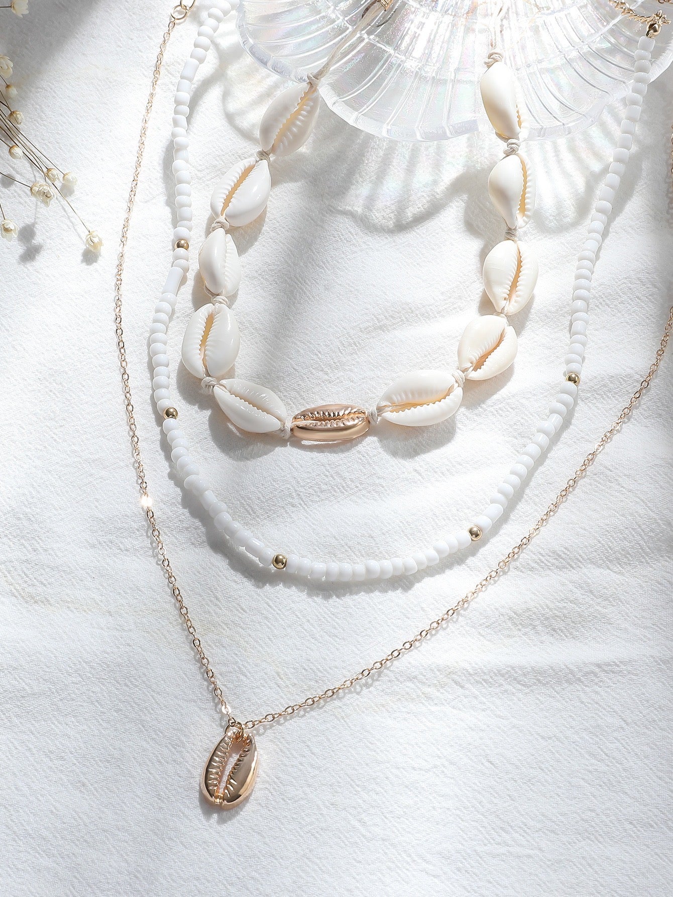 Fashionable simple bohemian style shell