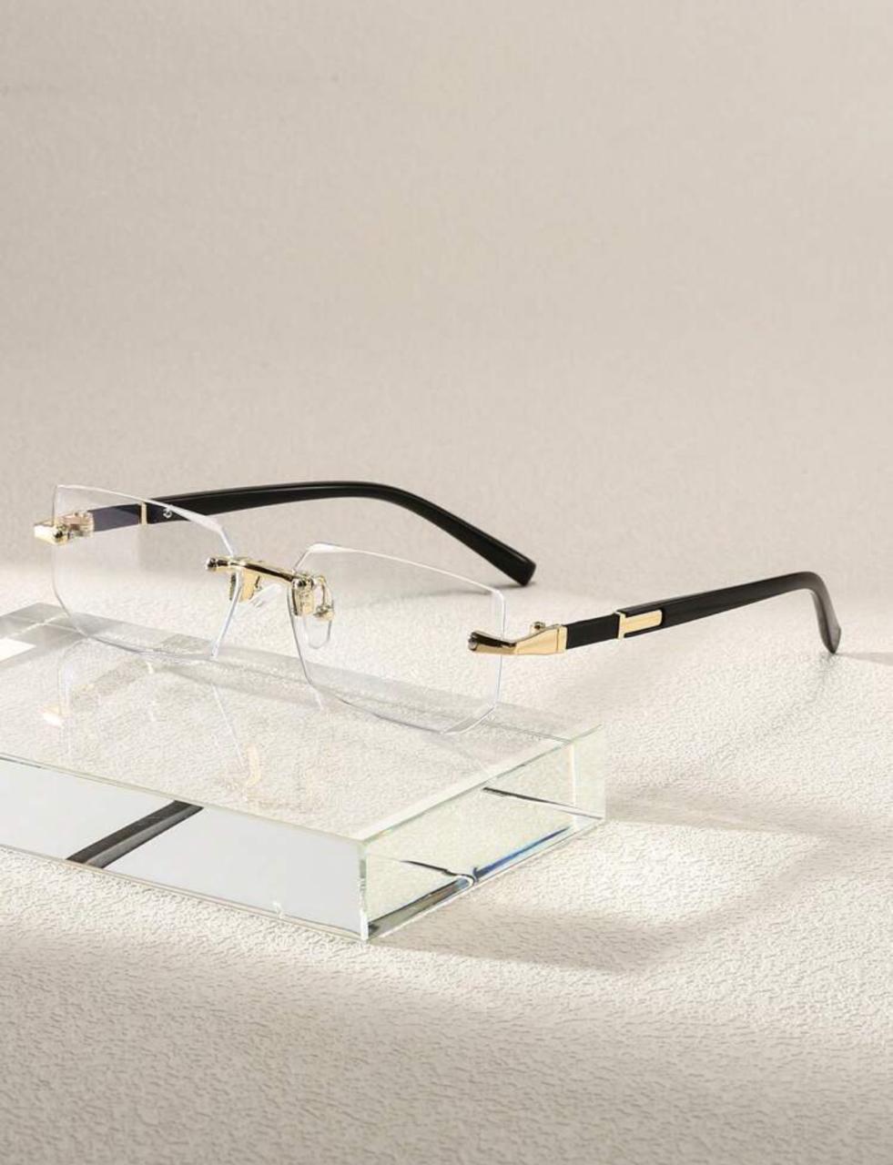 Eyeglasses