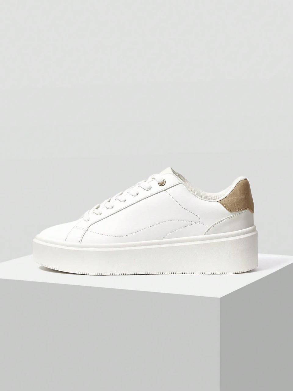 Soled Comfortable Casual Athletic Shoes