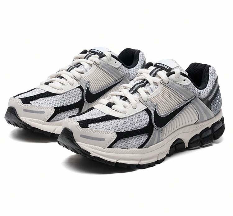 Nike women’s nike zoom vomero 5 k sneakers
