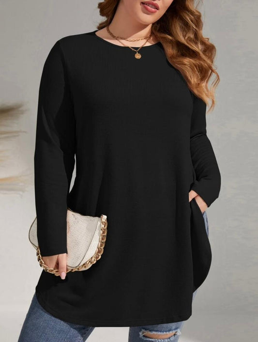 Lune Plus Solid Slit Hem Tee
