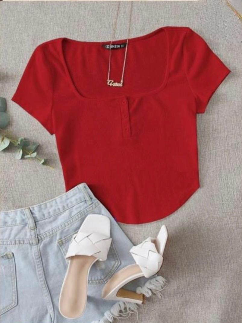 Ribbed Buttoned Curved Crop Top