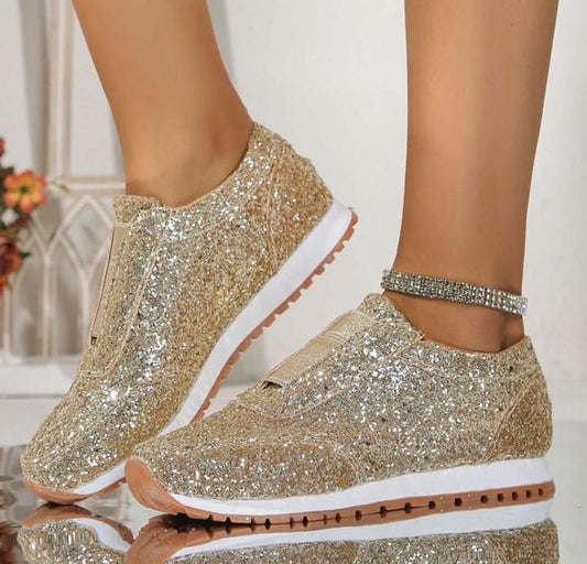 Round Toe Slip-On Casual Sports Shoes