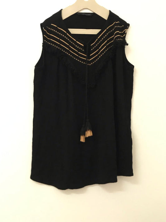 BLACK TOP